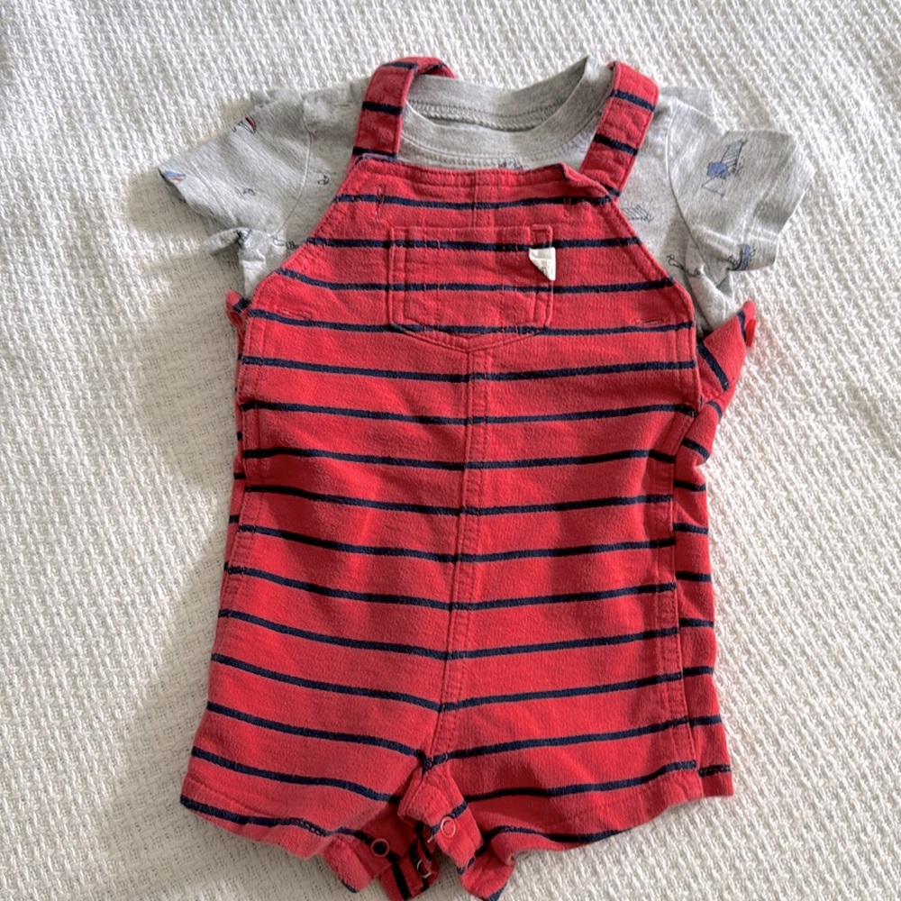 Carter's baby set